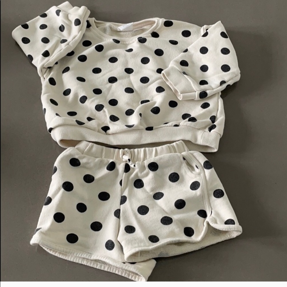 ISO- Do Not Buy Zara Sweatsuit Set
